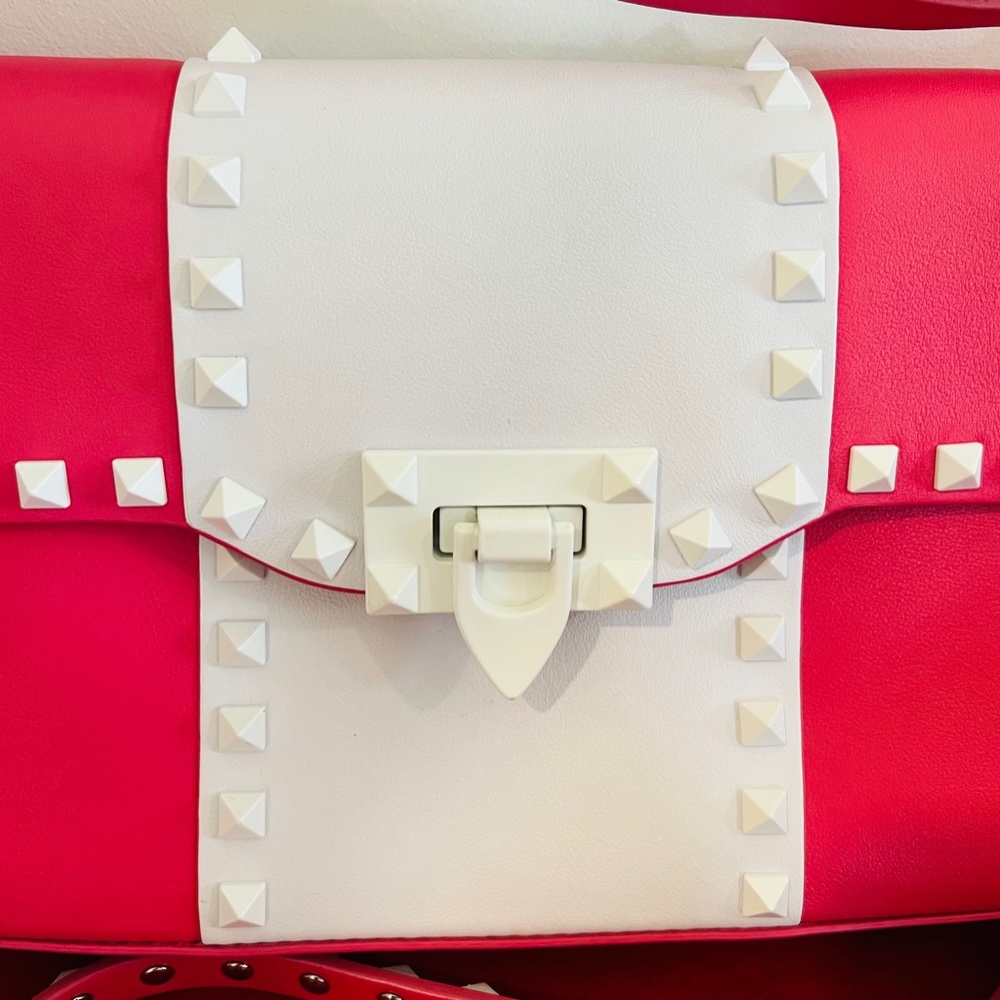 SOLD Valentino rockstud bag - Picture 2 of 4